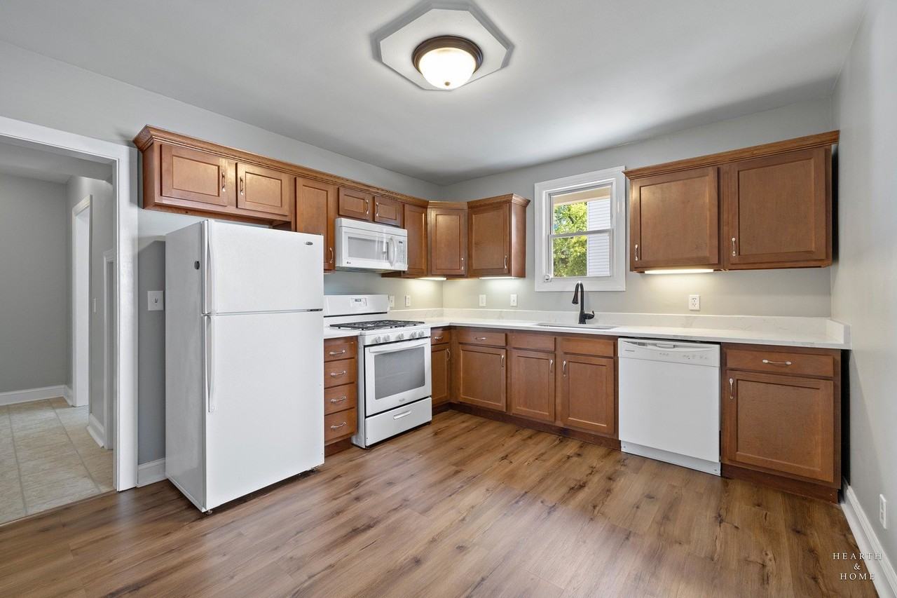 908 Wheeler St #1 - Photo 6 of 20