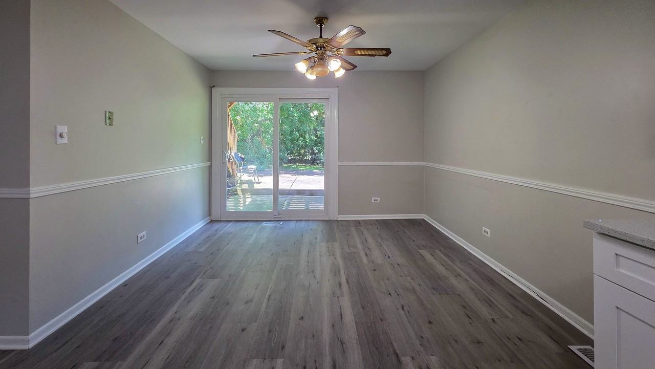 16724 Hillside Pl - Photo 6 of 15
