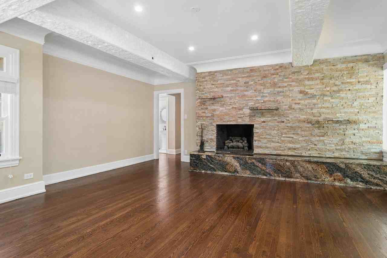 2247 W Estes Ave #1 - Photo 6 of 16
