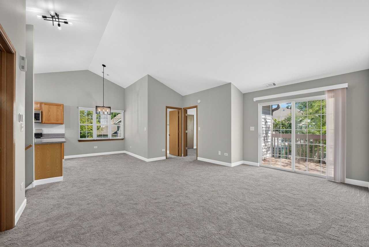 1960 Heron Ave #B - Photo 6 of 35