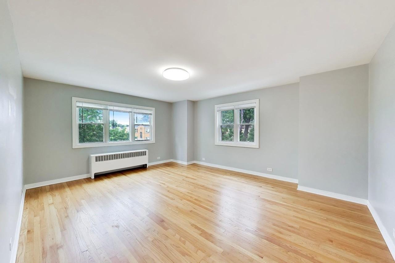 6405 N Normandy Ave #2S - Photo 3 of 21