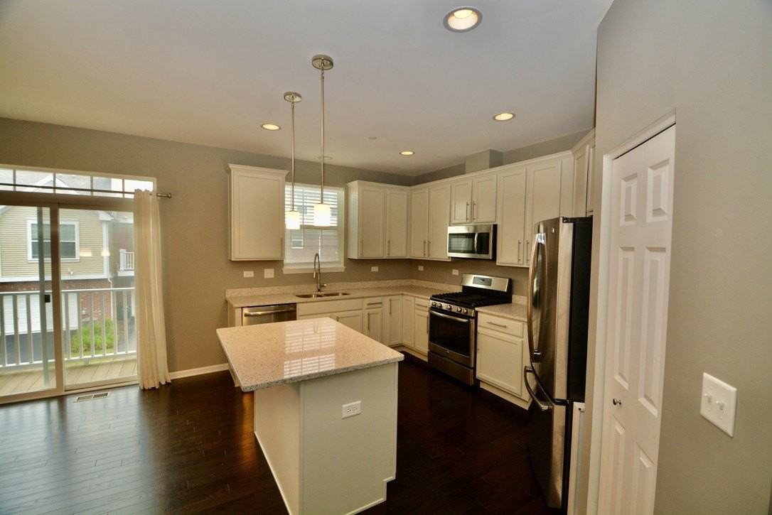 2953 Madison Dr #2953 - Photo 4 of 17
