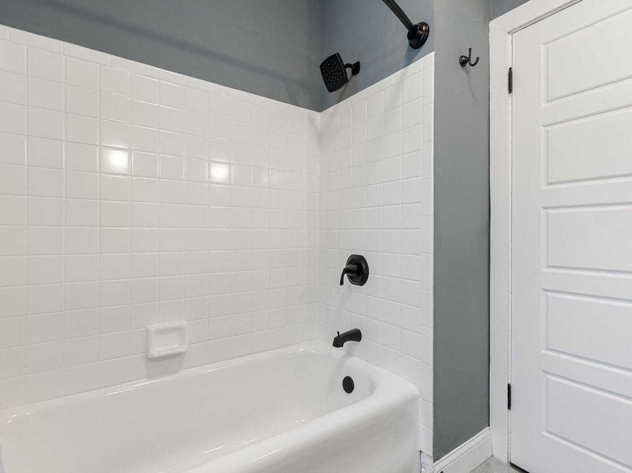 7649 S Yates Blvd #3 - Photo 3 of 11