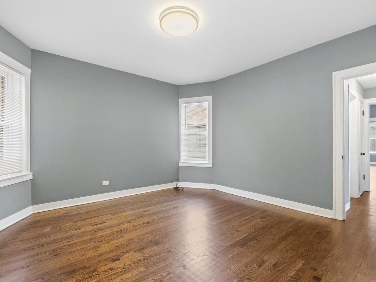7649 S Yates Blvd #3 - Photo 5 of 11