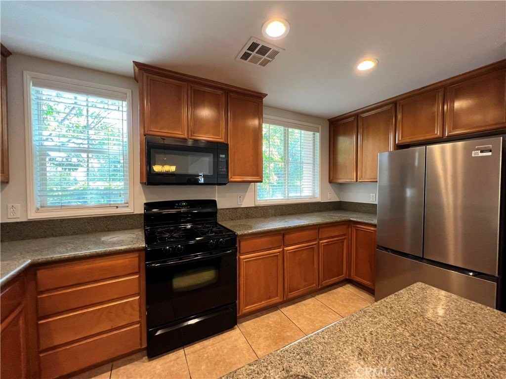 1582 Calle Andres - Photo 4 of 22