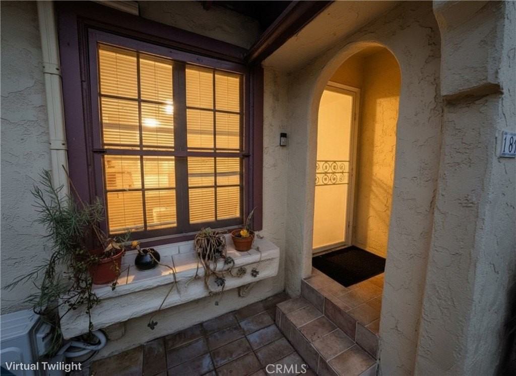 139 N 3rd Ave - Photo 2 of 7