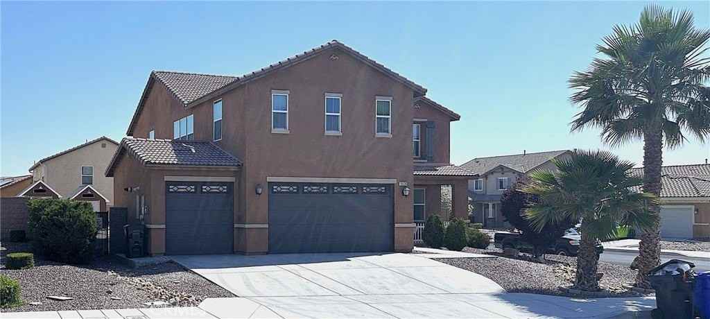 15176 Sheridan Ct - Photo 3 of 17