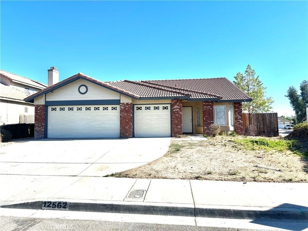12562 El Dorado Ct - Photo 2 of 19