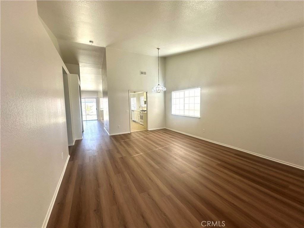 12562 El Dorado Ct - Photo 4 of 19