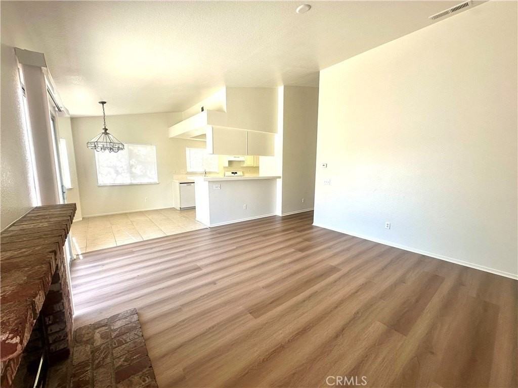 12562 El Dorado Ct - Photo 5 of 19