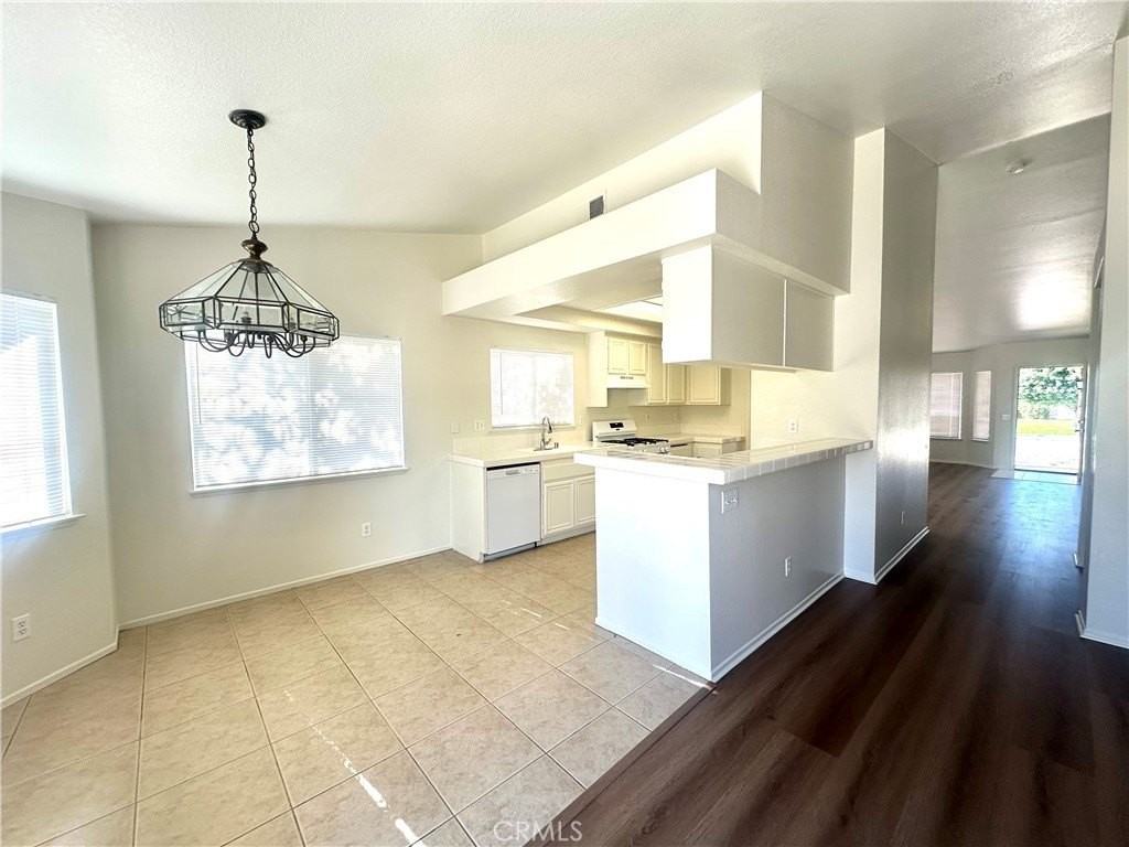 12562 El Dorado Ct - Photo 7 of 19