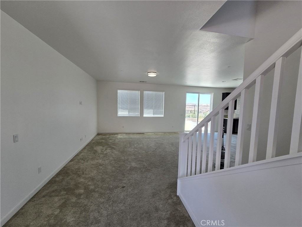 35389 Aubrey Ln - Photo 3 of 13