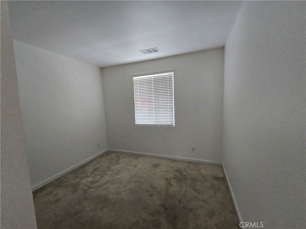 35389 Aubrey Ln - Photo 4 of 13