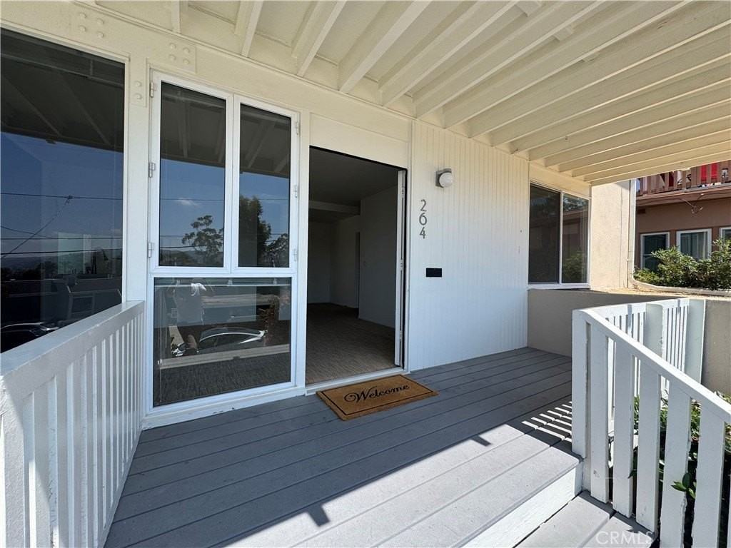 264 Dolphin Way - Photo 2 of 22