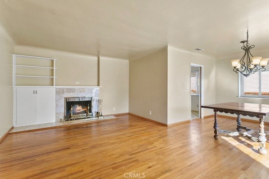 789 W Gleason St - Photo 3 of 21