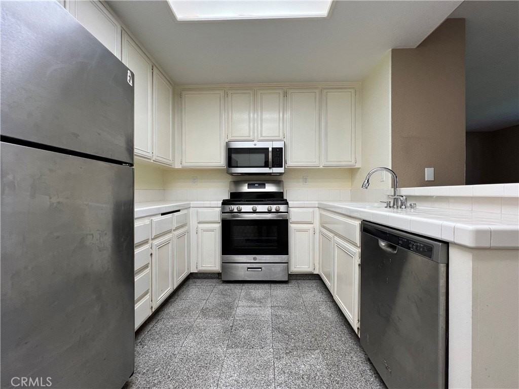 161 Night Heron Ln - Photo 5 of 23
