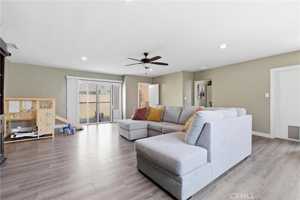featured image of 3403 Roxanne Ave
