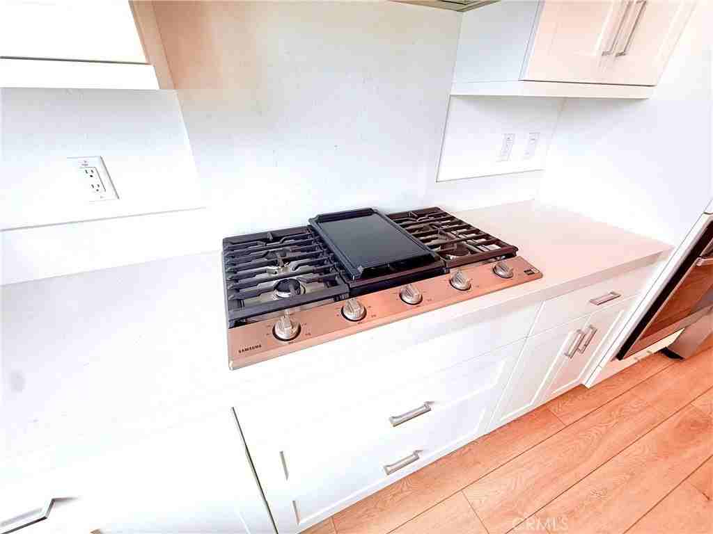 2750 W 182nd St #111 - Photo 4 of 20
