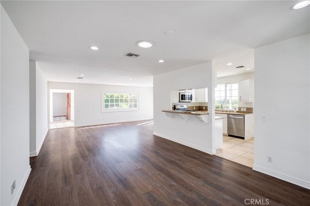 7126 Atheling Way - Photo 3 of 26