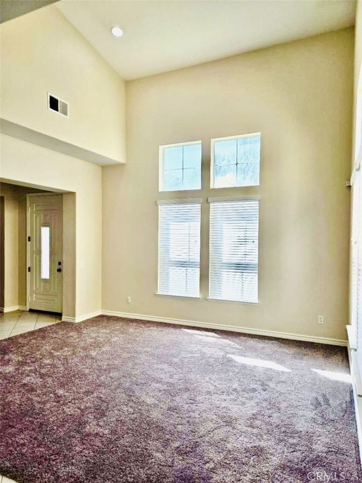 4512 Luigl Ct - Photo 2 of 15