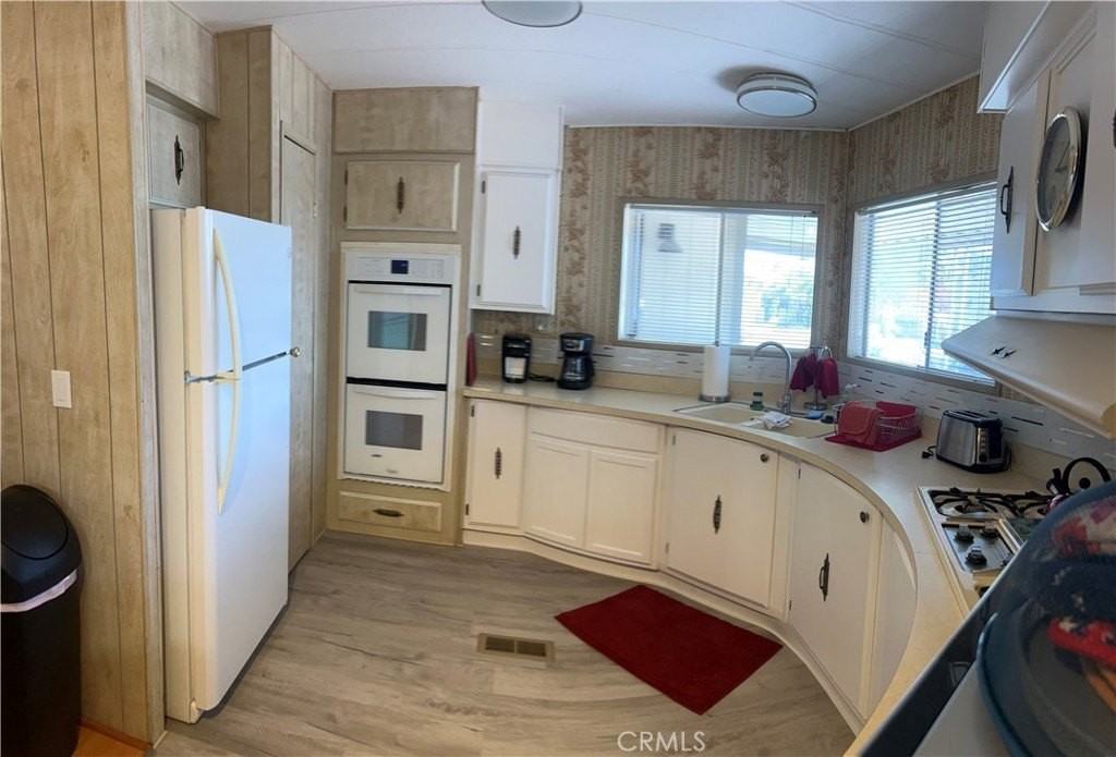 47741 Del Norte Ct - Photo 7 of 28