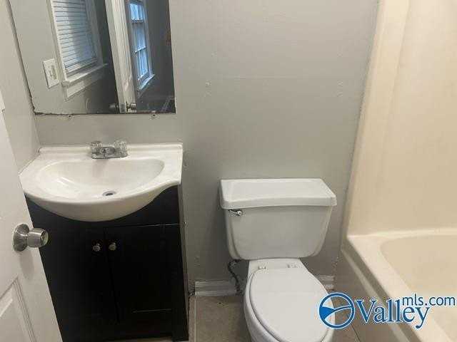 3911 Patton Rd Sw #2 - Photo 6 of 8
