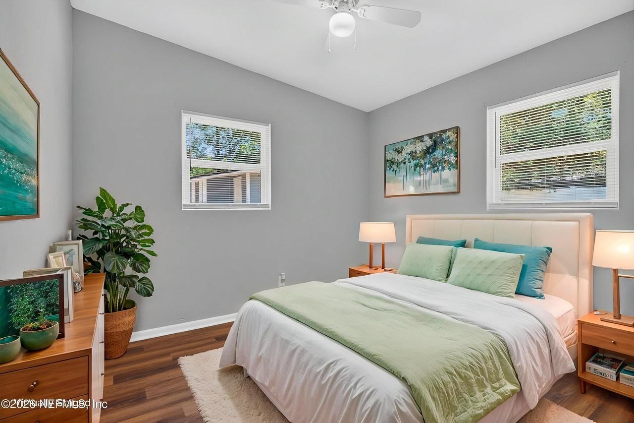 1928 Montmarte Dr - Photo 4 of 26