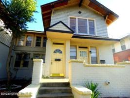 featured image of 2302 College St