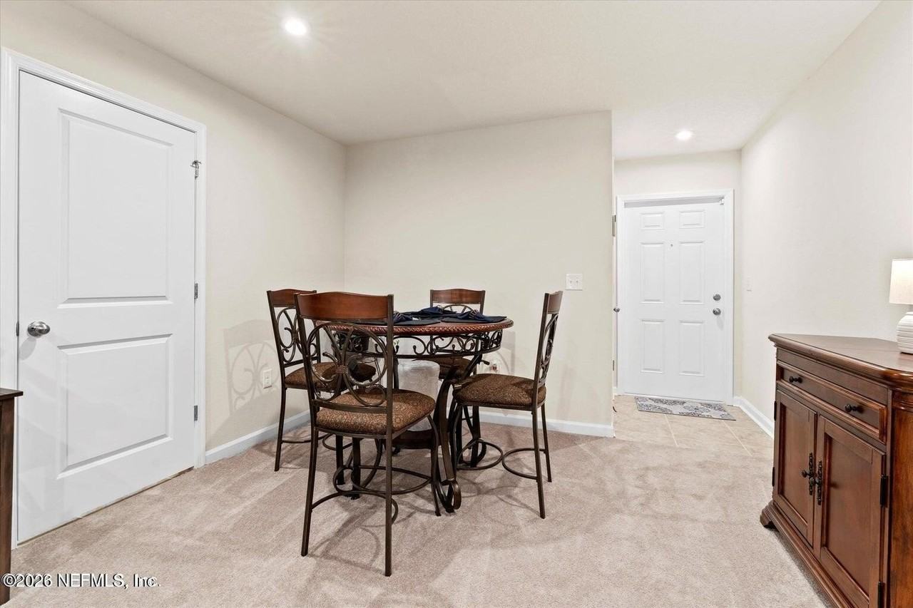 5893 Creekside Crossing Dr - Photo 6 of 19