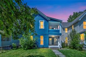 featured image of 3010 Daisy Ave #UP