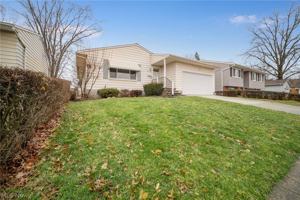 featured image of 15067 Rochelle Dr