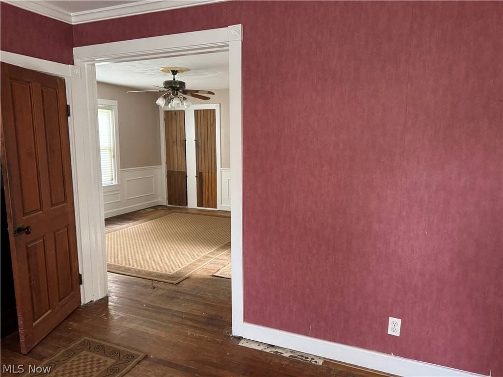 6917 Daisy Ave - Photo 4 of 23