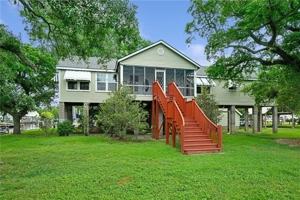 featured image of 212 Atalin St