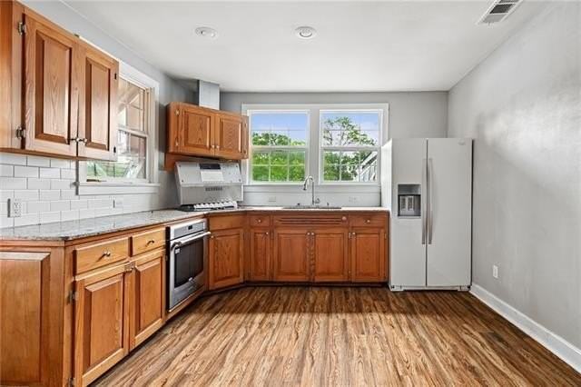 212 Atalin St - Photo 4 of 15