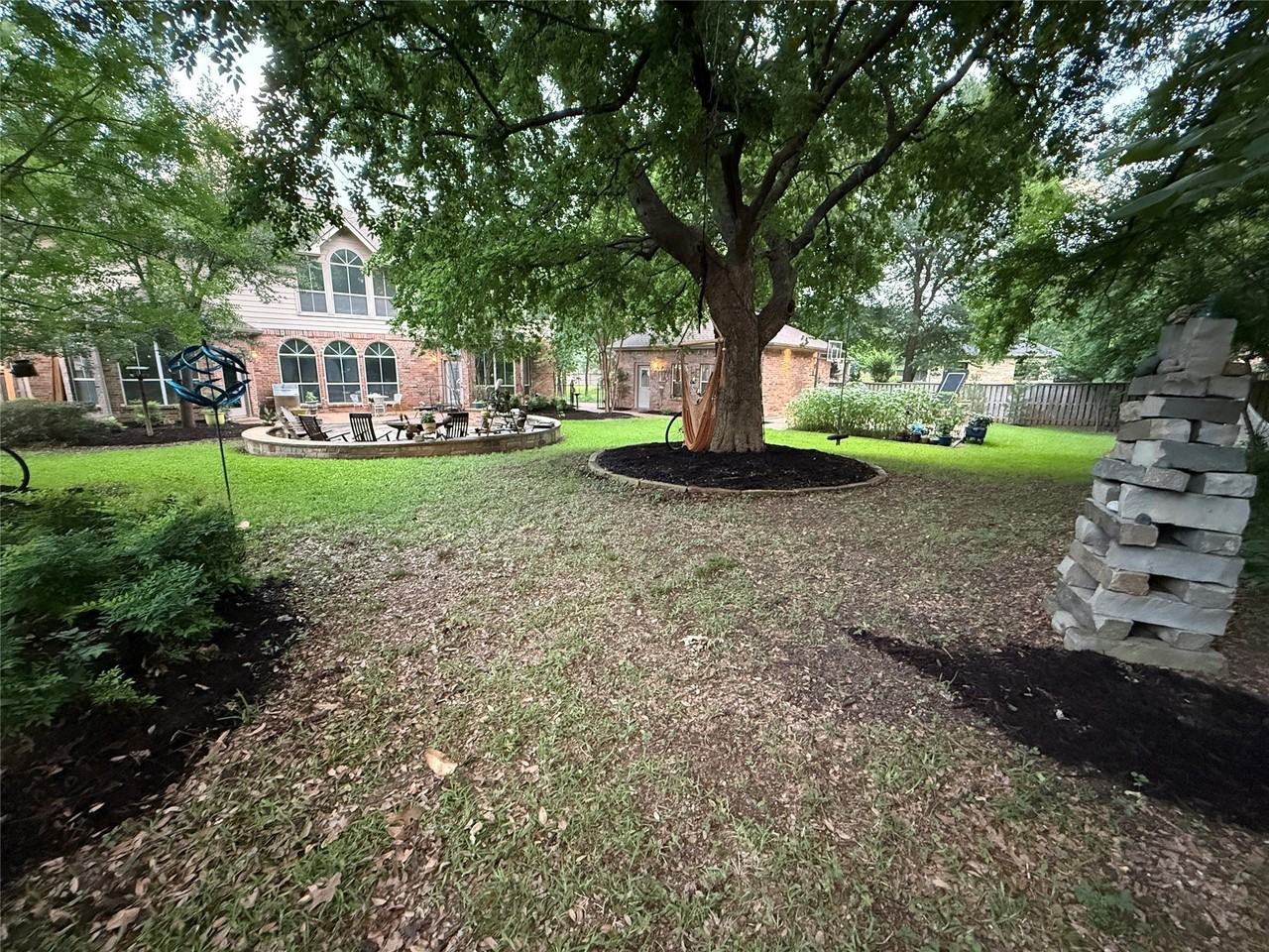 408 Parkwood Ct - Photo 4 of 4