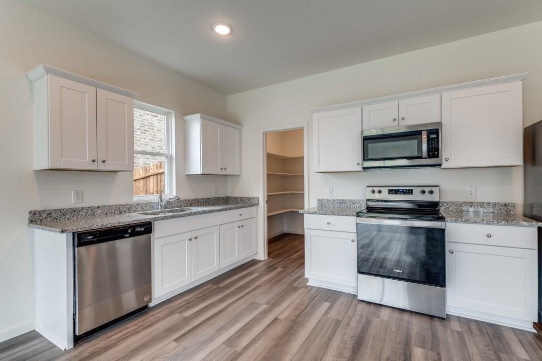 1512 Ancer Way - Photo 5 of 12