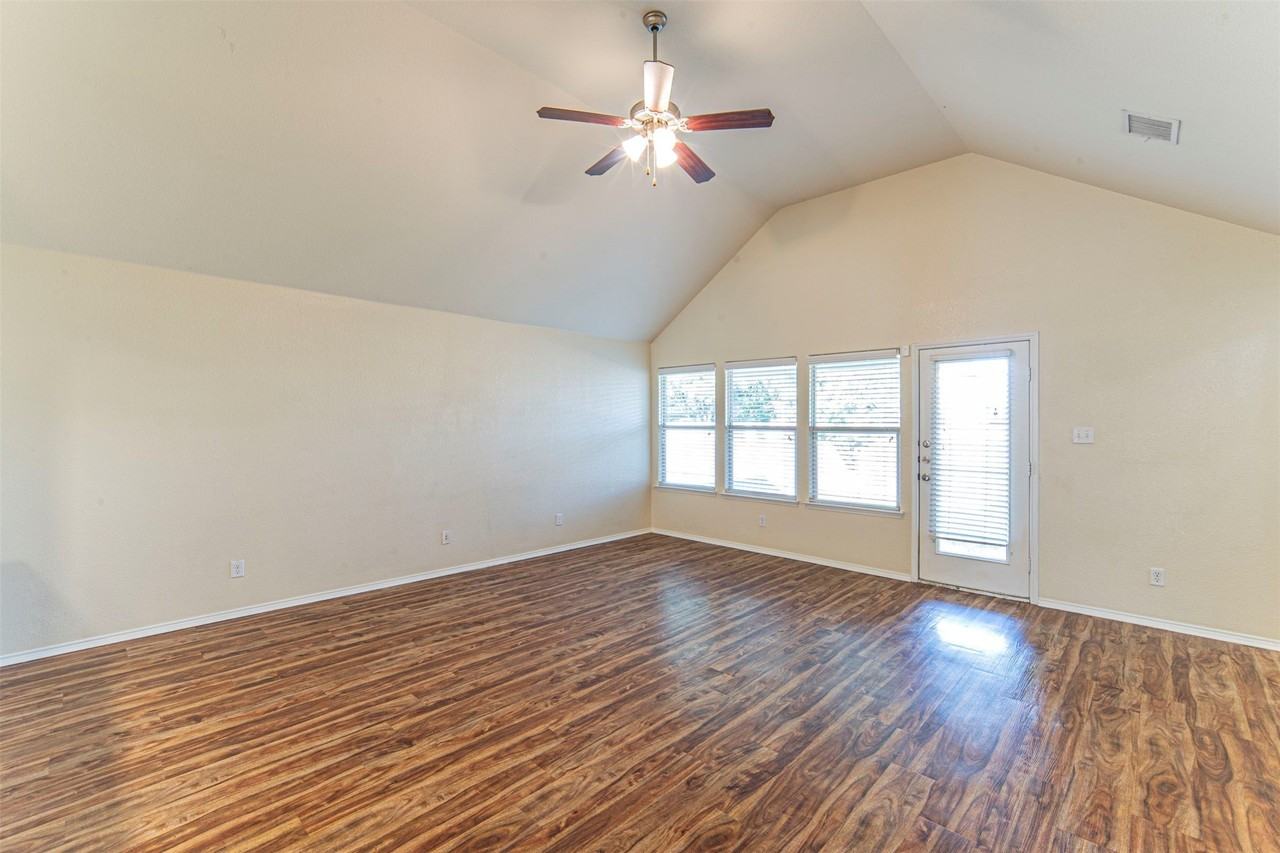 8036 Branch Hollow Trl - Photo 2 of 25