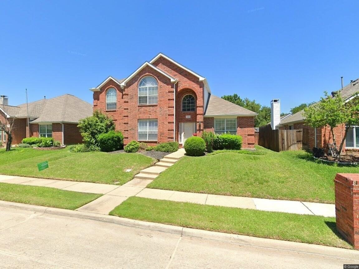 1381 Wentworth Dr