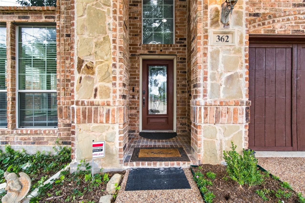 362 Spring Meadow Dr - Photo 3 of 34