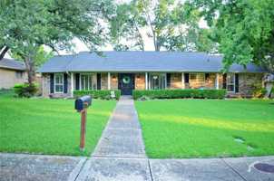 featured image of 7618 Meadowhaven Dr