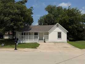 605 N Pine St - Photo 1 of 1
