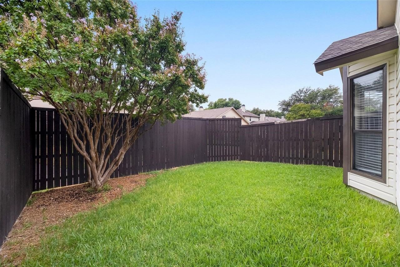 4424 Odessa Dr - Photo 3 of 35