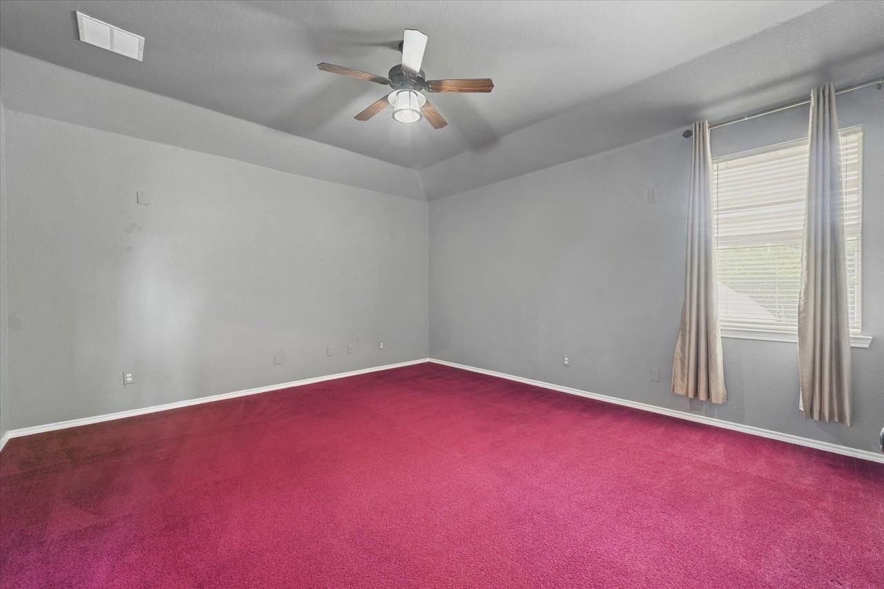 1535 Redeemer Rd - Photo 7 of 33