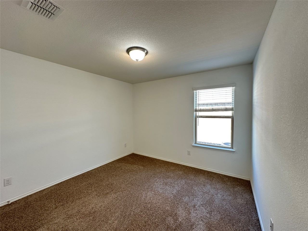 1165 Copal Dr - Photo 5 of 26