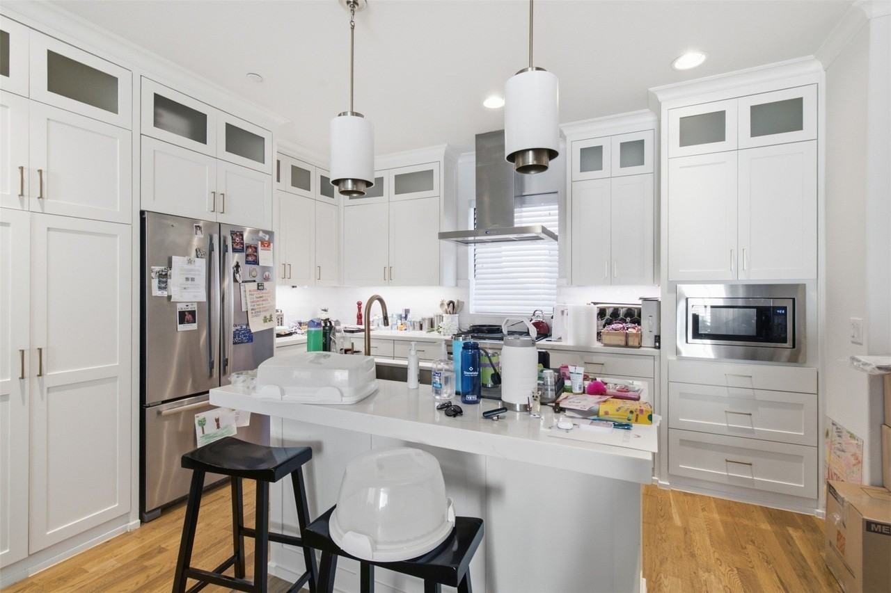 3424 Westminster Ave #2 - Photo 3 of 11