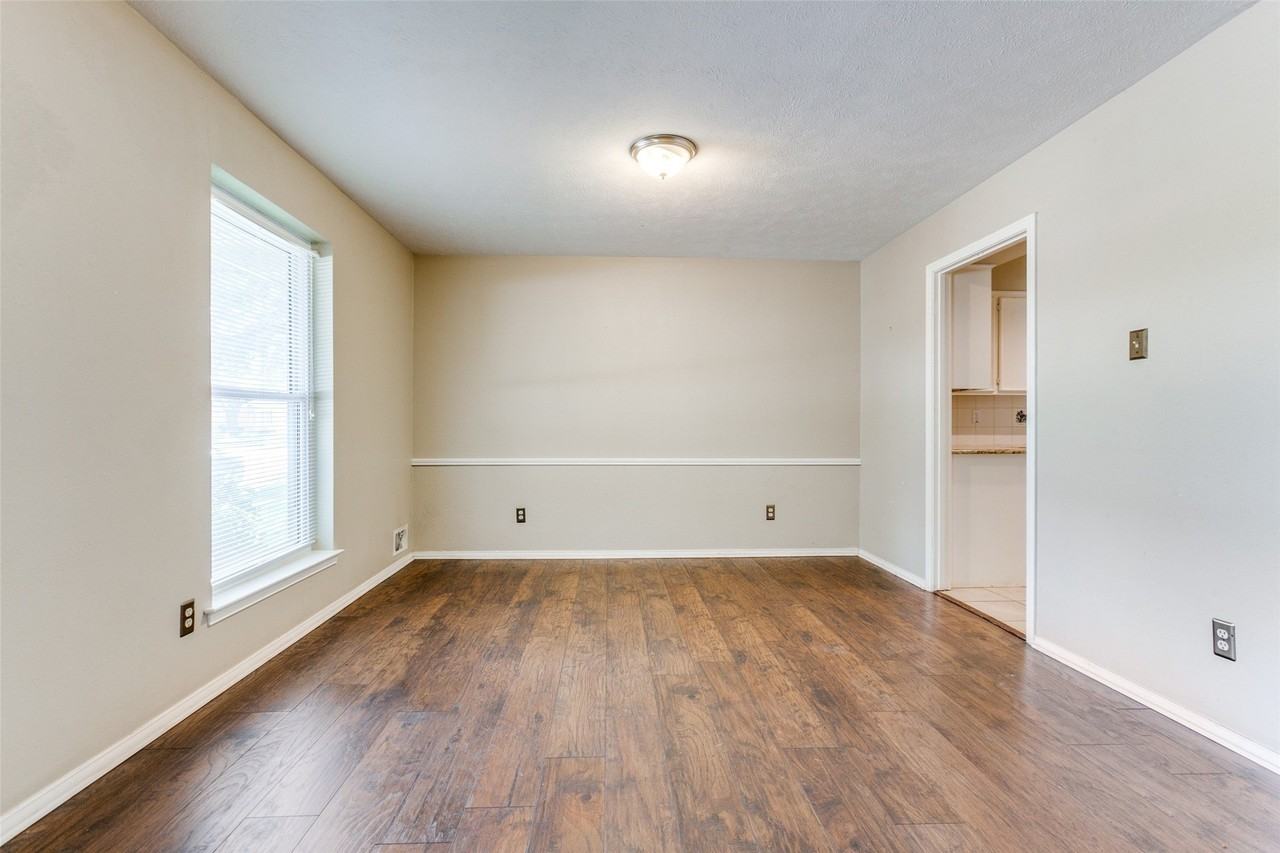 7739 La Manga Dr - Photo 3 of 25