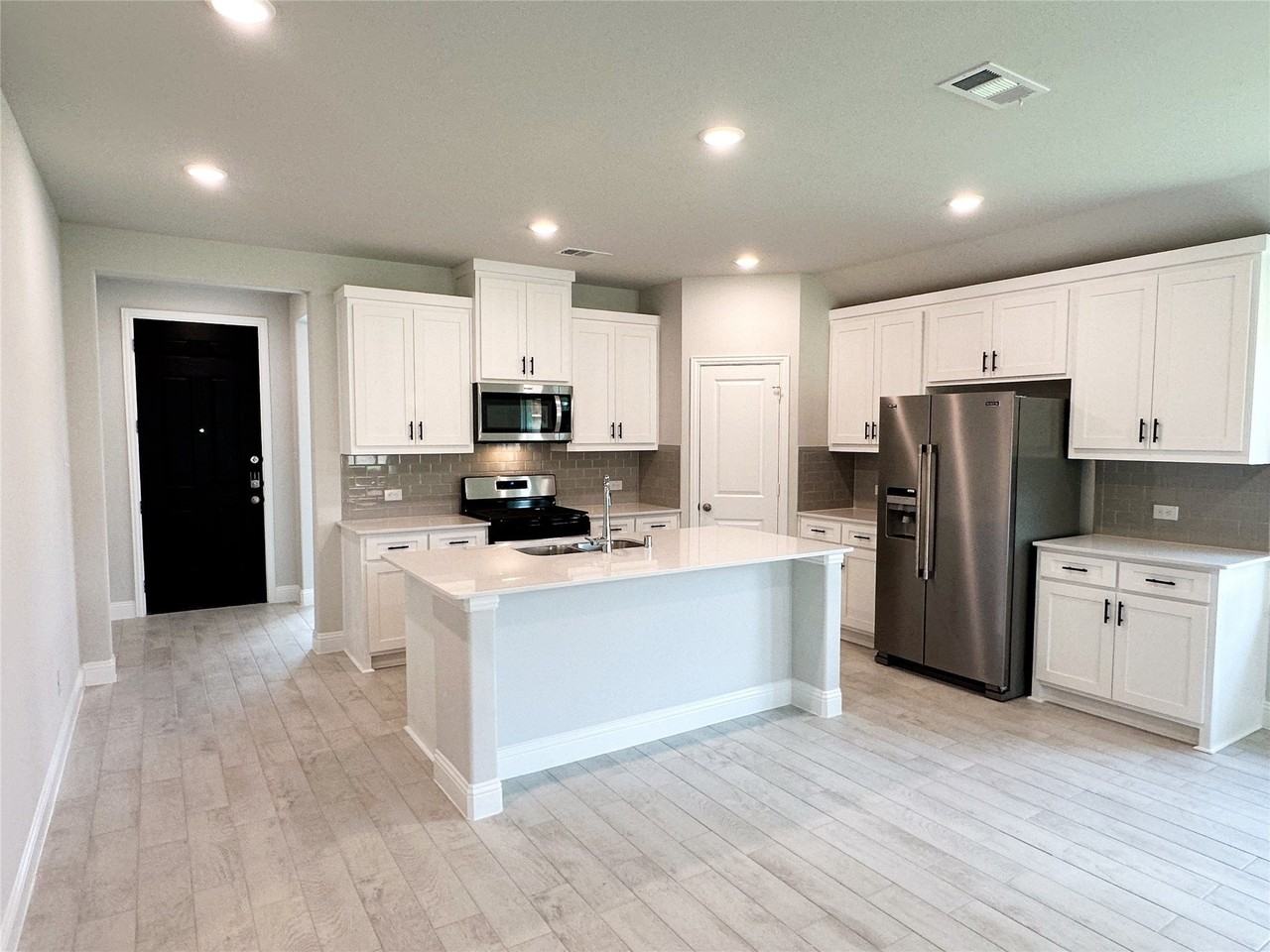 1216 Castiglione Ln - Photo 4 of 16
