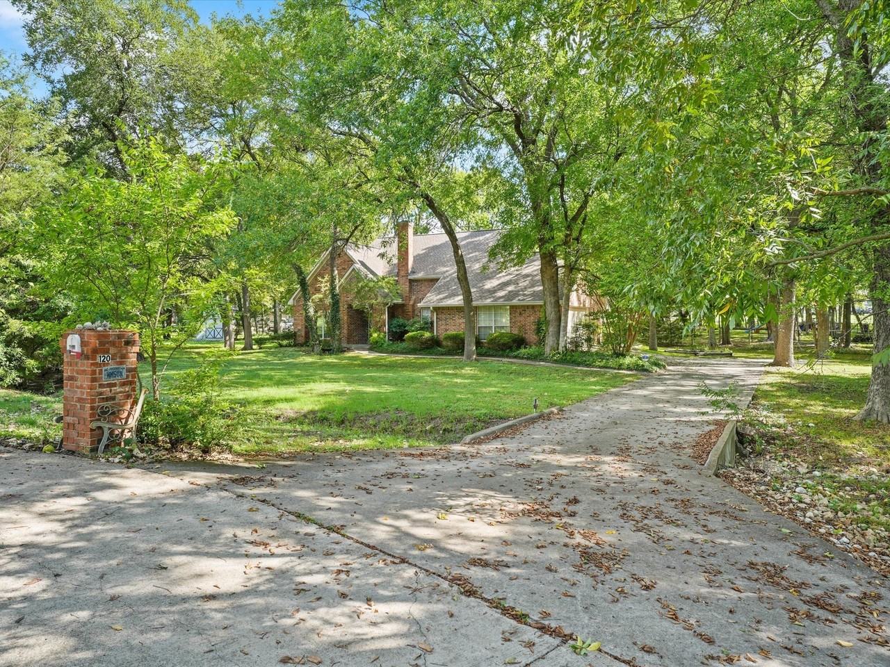 120 Hope Cir - Photo 3 of 31