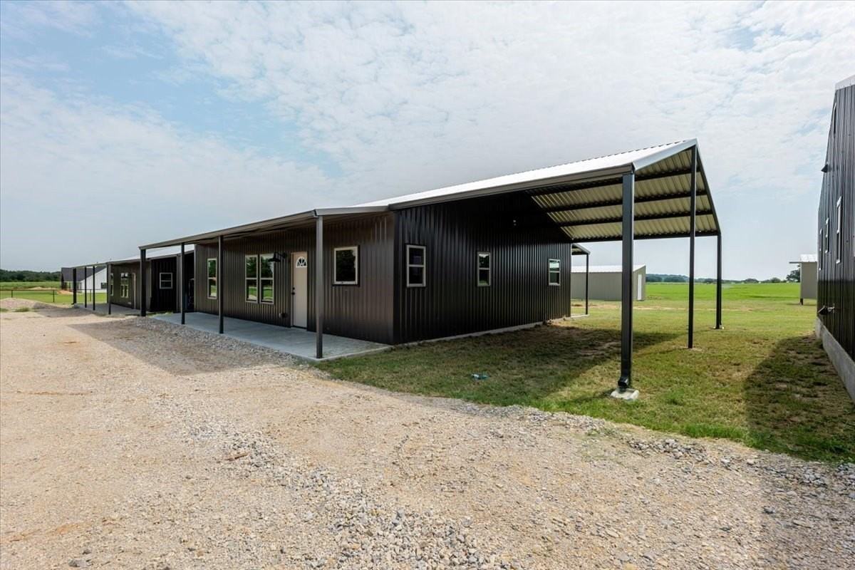 31 Maverick Loop - Photo 3 of 16