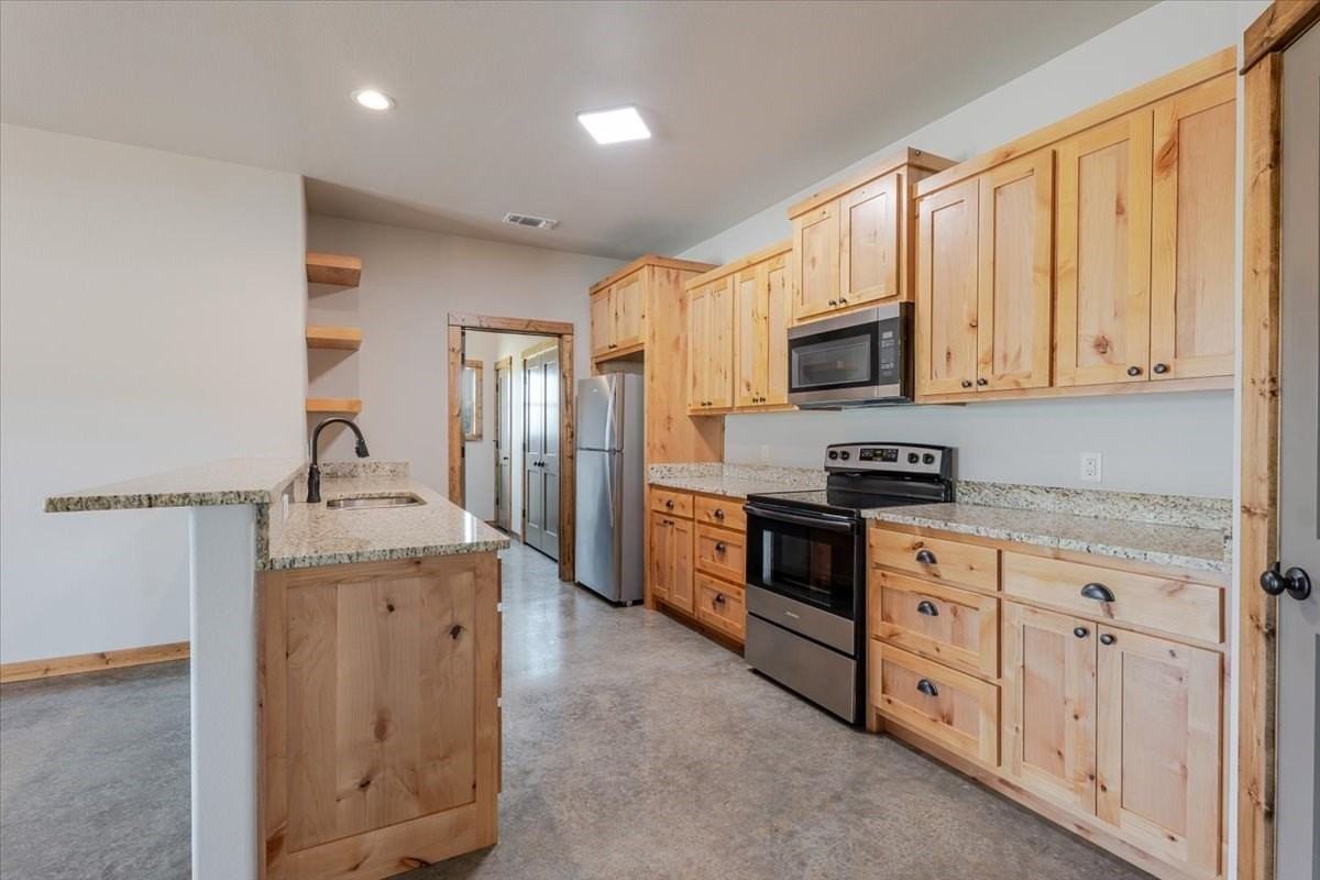 31 Maverick Loop - Photo 6 of 16